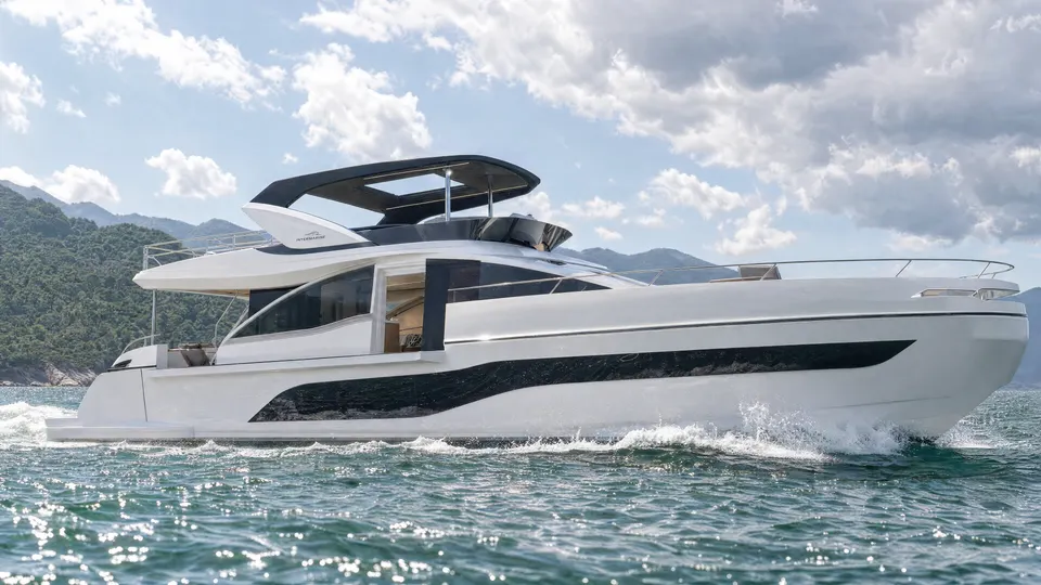 Intermarine 25M — foto 18 de 18