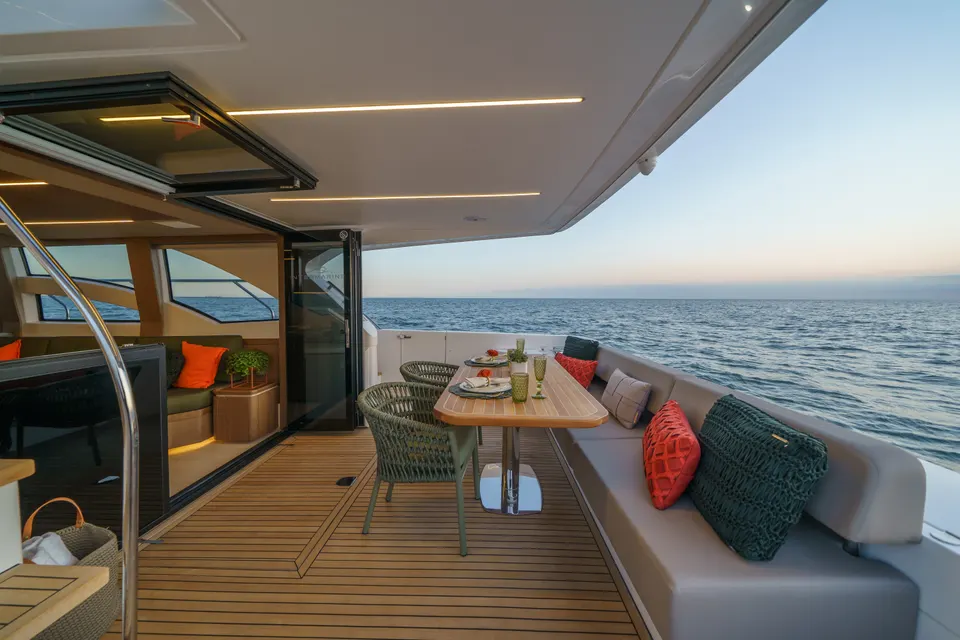 Intermarine 56 — foto 17 de 40