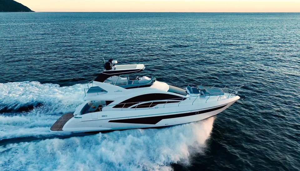 Intermarine 60 — foto 1 de 55