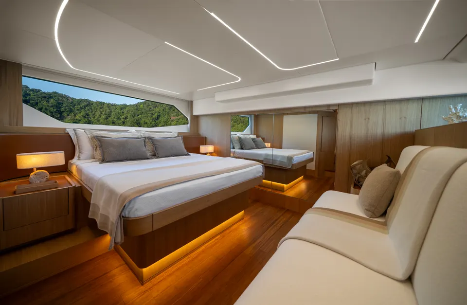 Intermarine 60 — foto 28 de 55