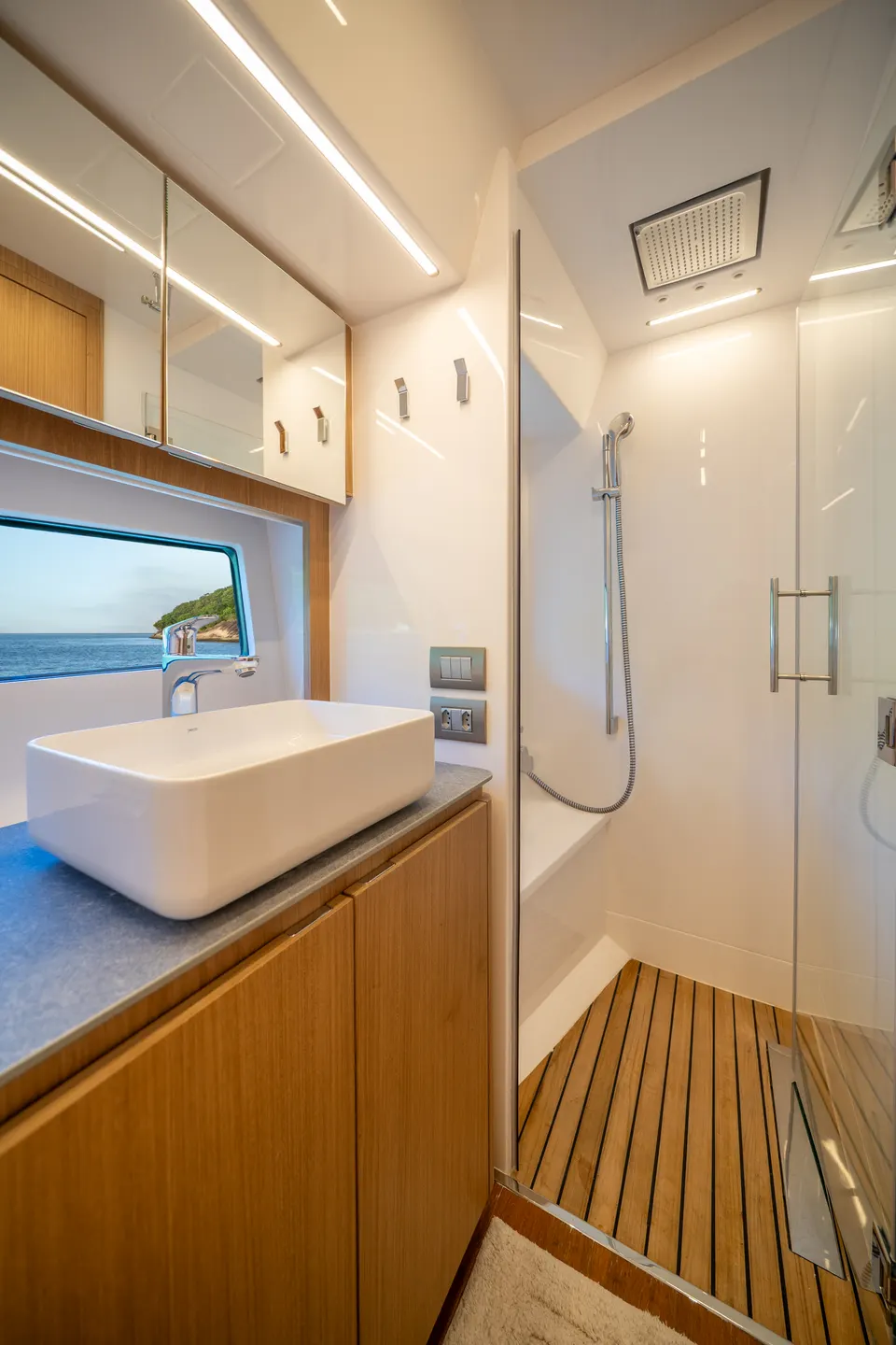 Intermarine 60 — foto 31 de 55