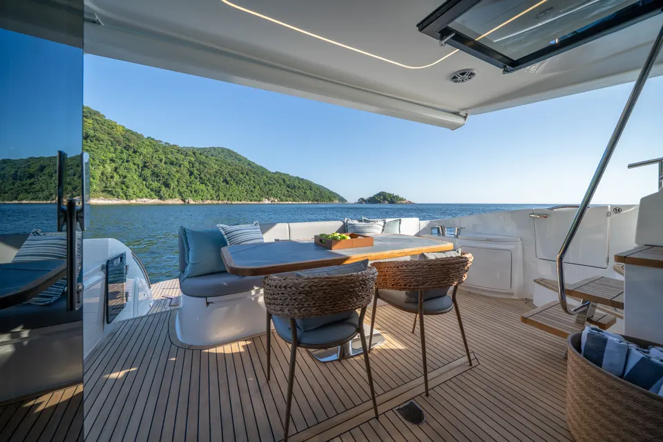 Intermarine 60 — foto 51 de 55