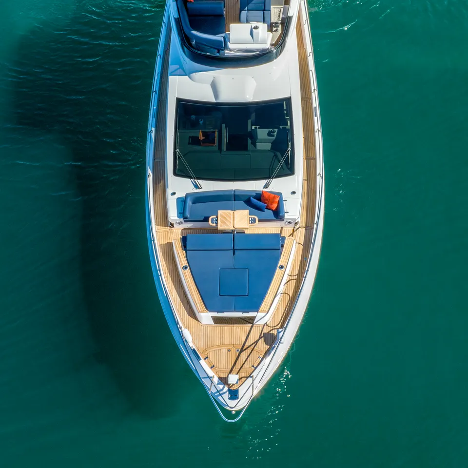 Intermarine 640HDF — foto 3 de 37