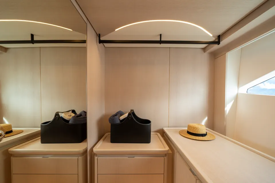 Intermarine 640HDF — foto 9 de 37