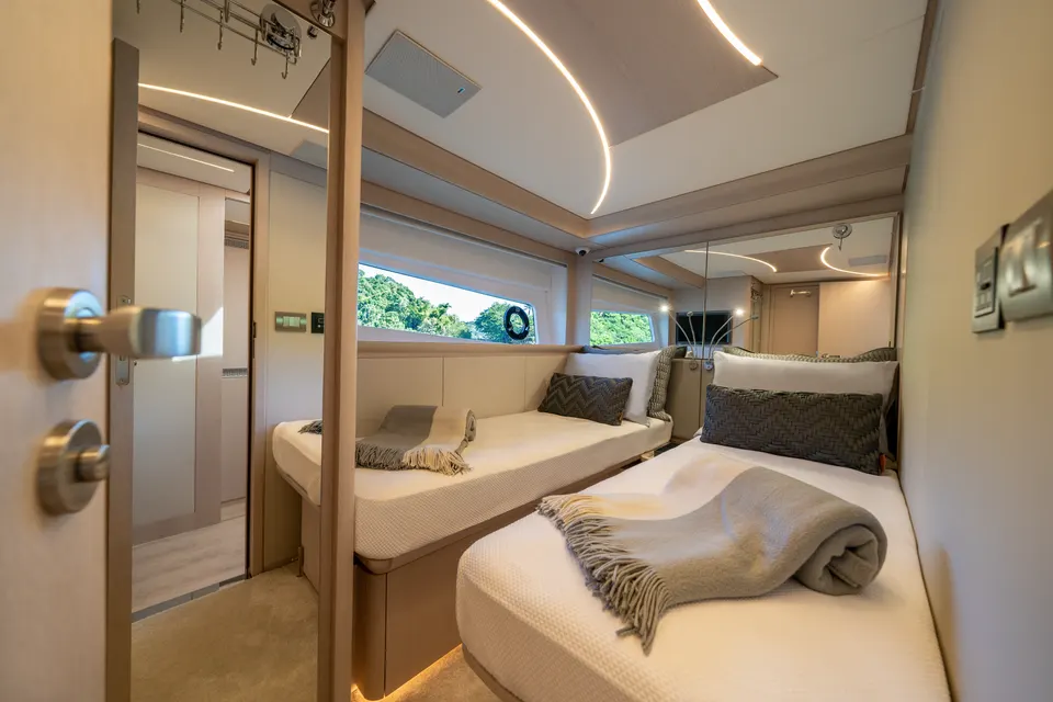 Intermarine 640HDF — foto 18 de 37