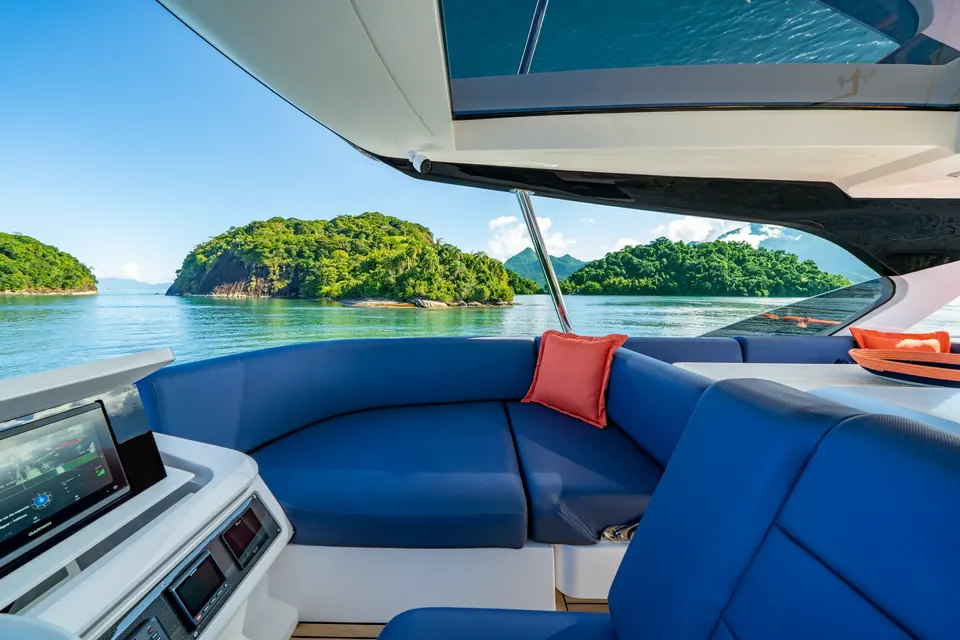 Intermarine 640HDF — foto 22 de 37