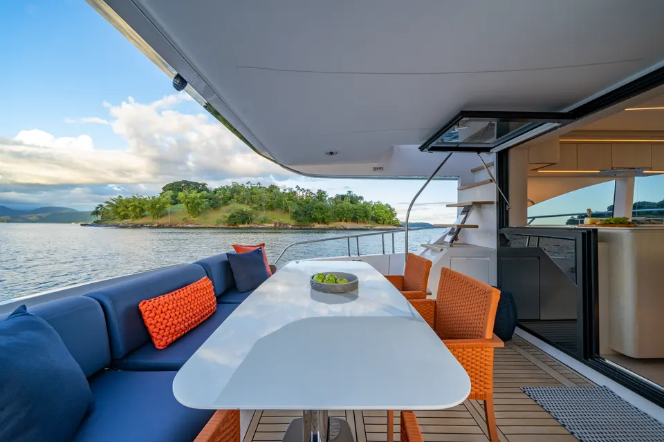 Intermarine 640HDF — foto 29 de 37