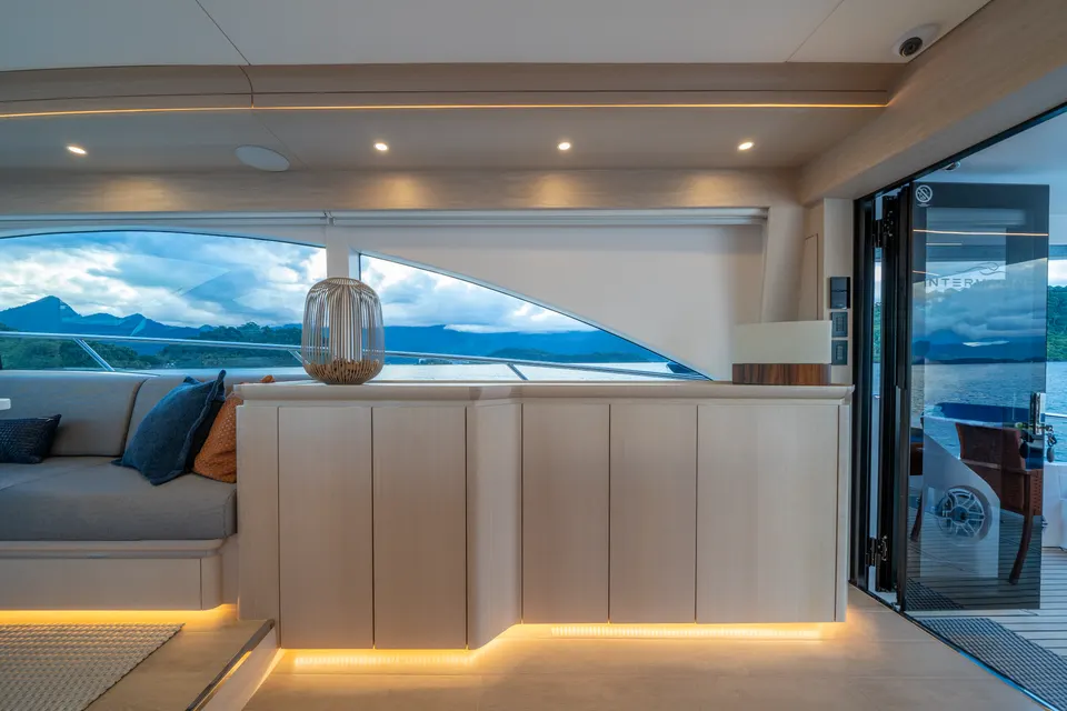 Intermarine 640HDF — foto 32 de 37
