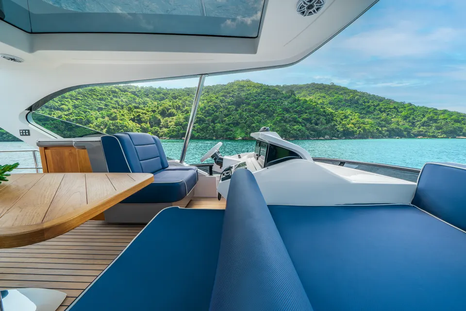 Intermarine 70 — foto 11 de 31
