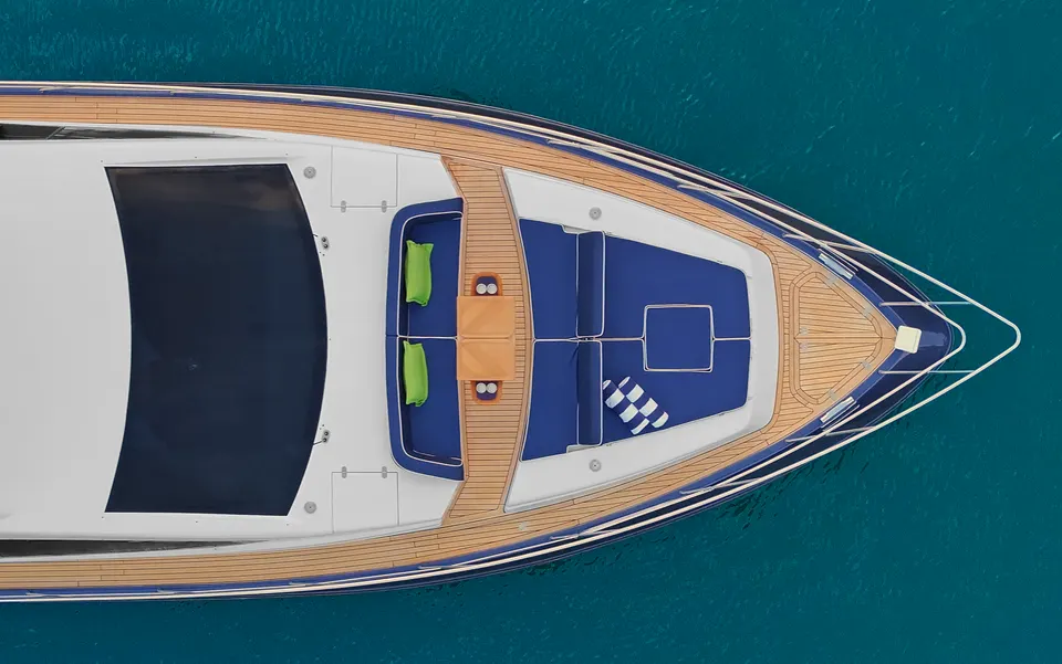Intermarine 70 — foto 12 de 31