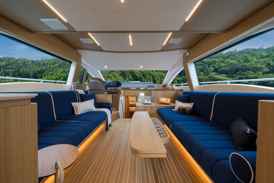 Intermarine 70 — foto 21 de 31