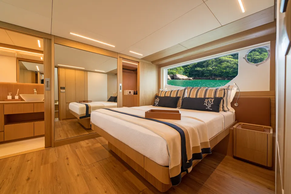 Intermarine 70 — foto 23 de 31