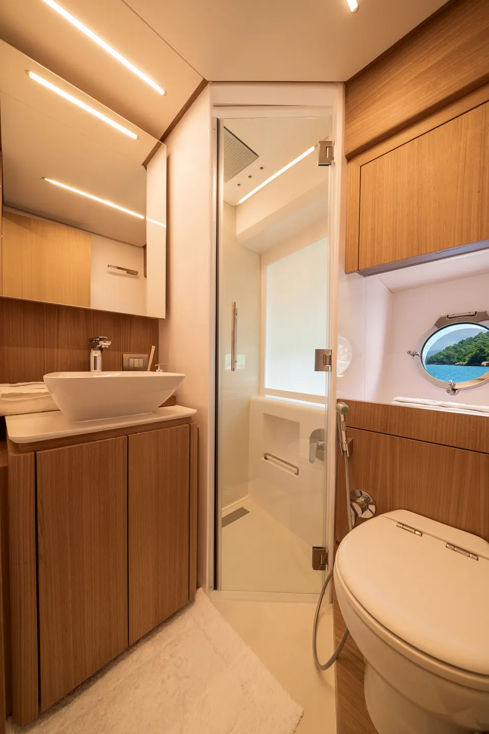 Intermarine 70 — foto 27 de 31